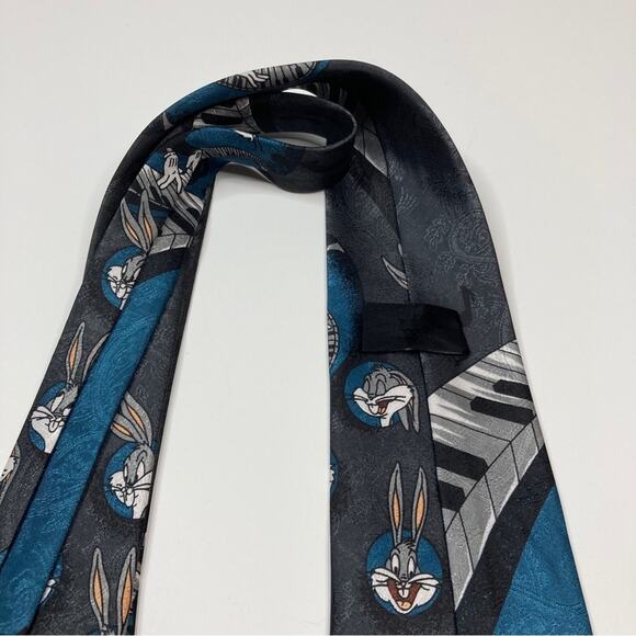 Looney Tunes Bugs Bunny Piano Necktie - Picture 4 of 5